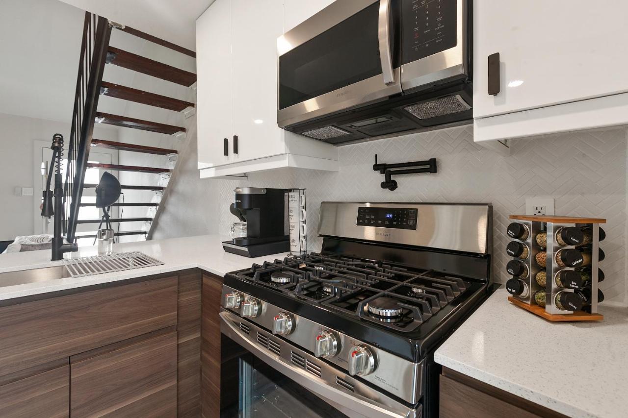 Contemporary Couples Getaway Near Austin Favorites - Loft 21公寓 外观 照片